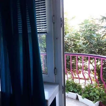 Casa de hóspedes Jana 3*